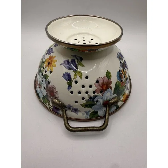 MacKenzie Childs White Flower Market Enamelware Kitchen Colander Small Strainer - Picture 6 of 7
